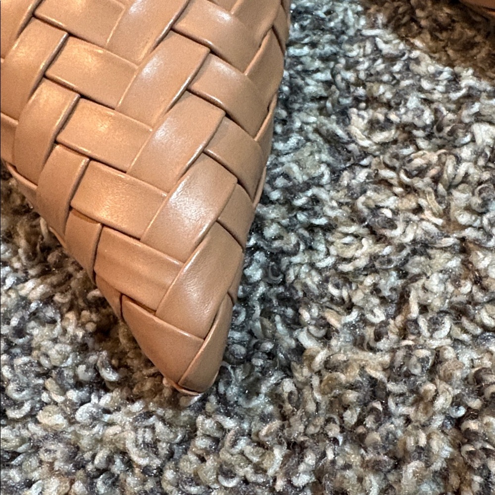 Zara Tan Woven Pointed-Toe Mules - Picture 3 of 3